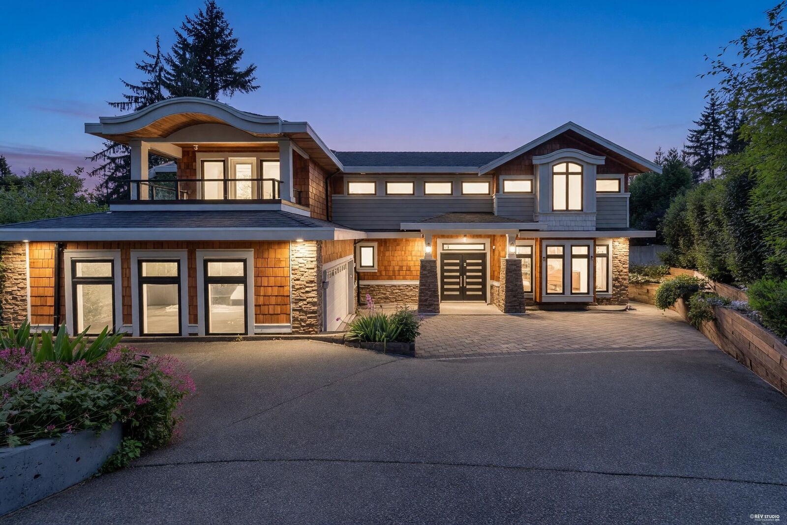 Property Photo: 1360 Ottaburn Road BC V7S 2K1