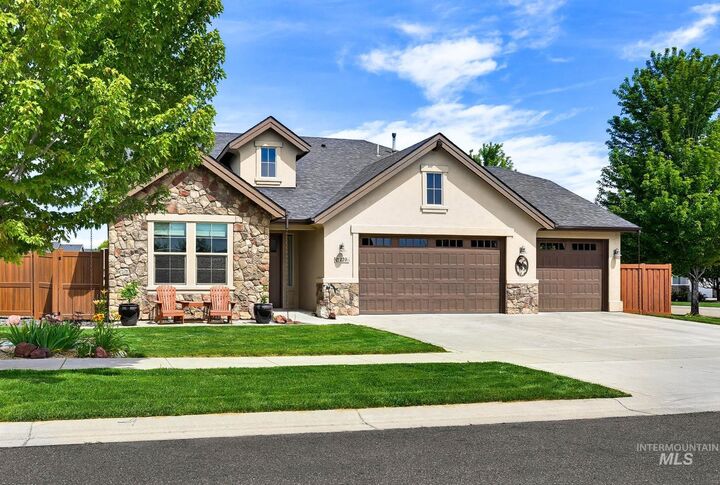 Property Photo:  220 S Wildgrass  ID 83669 