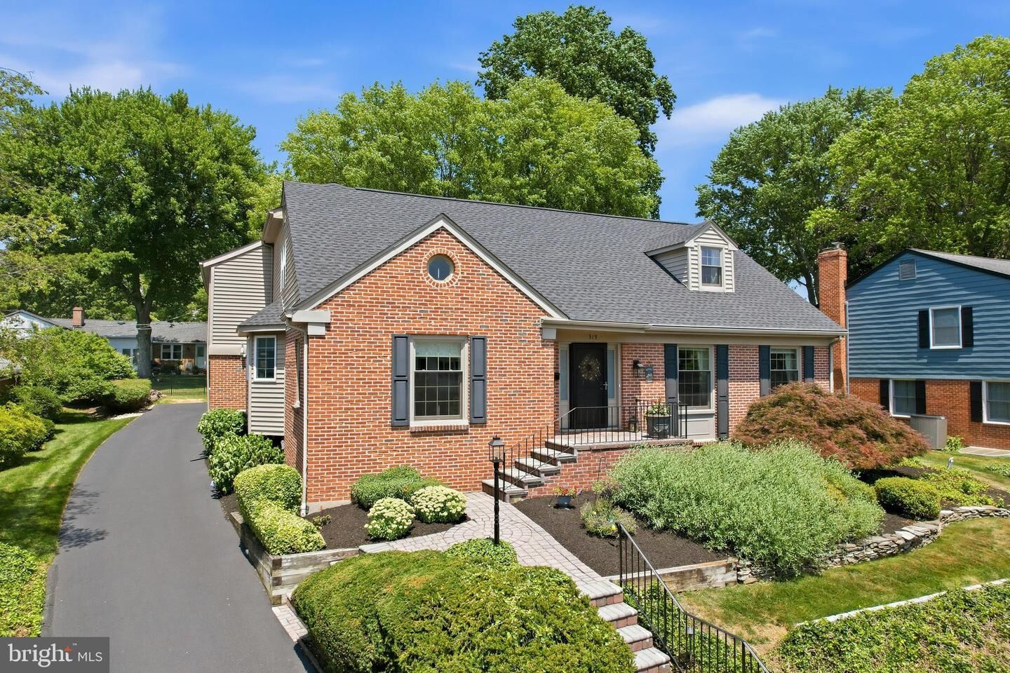 Property Photo:  319 Hampton Road  DE 19803 