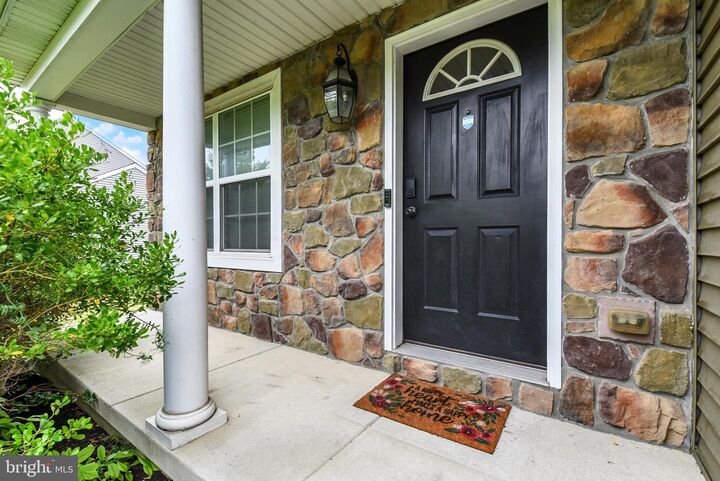 Property Photo:  470 Yale Street  PA 17111 