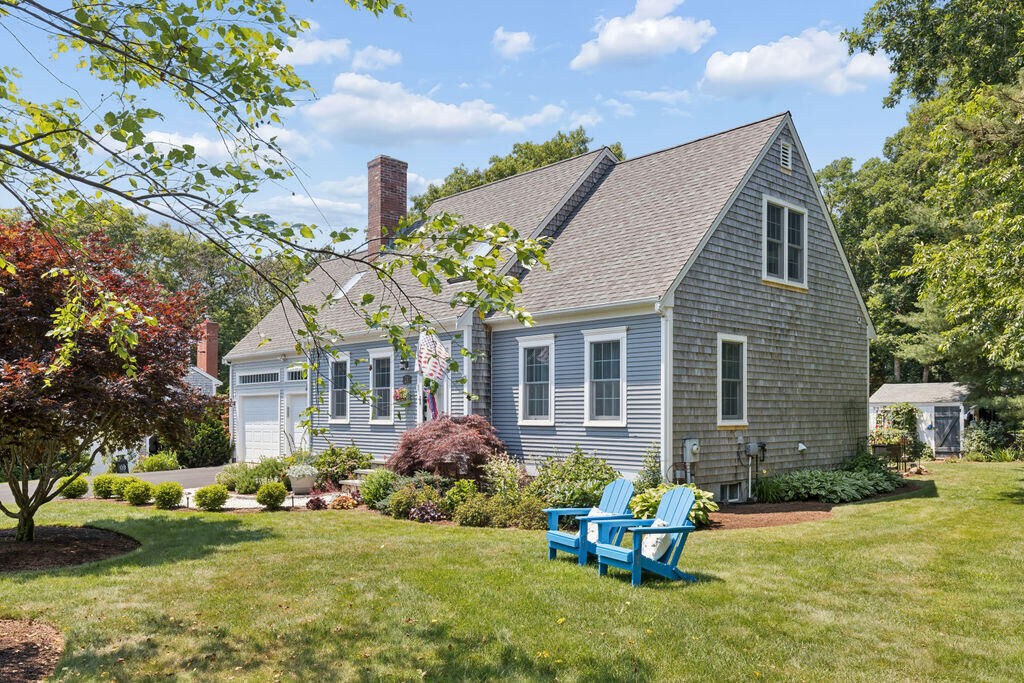 Property Photo:  21 Susan Carsley Way  MA 02563 