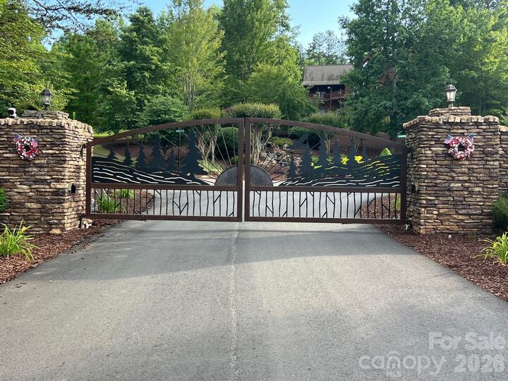 Property Photo:  49 Trillium Trail  NC 28761 