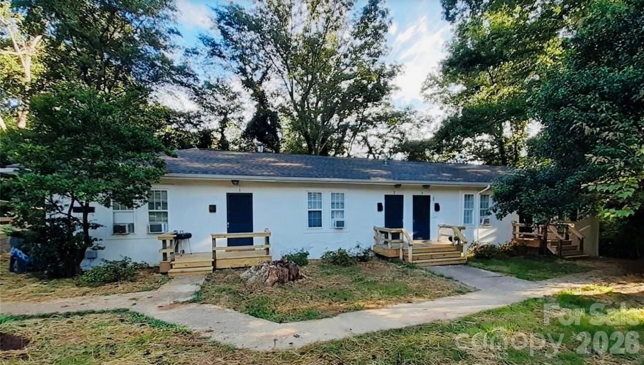 Property Photo:  2800 Carol Avenue  NC 28208 