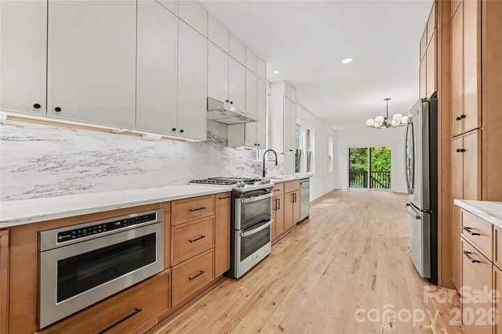 Property Photo:  3024 Walter Street  NC 28208 
