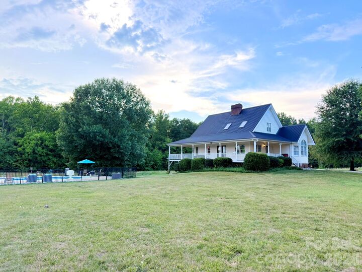 Property Photo: 1380 3rd Creek Church Road NC 27013