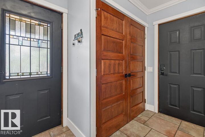 Property Photo: 216 Wolf Willow Rd NW AB T5T 5L8