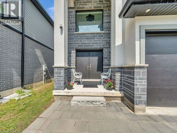 Property Photo: 2637 Bobolink Lane ON N6M 0J9