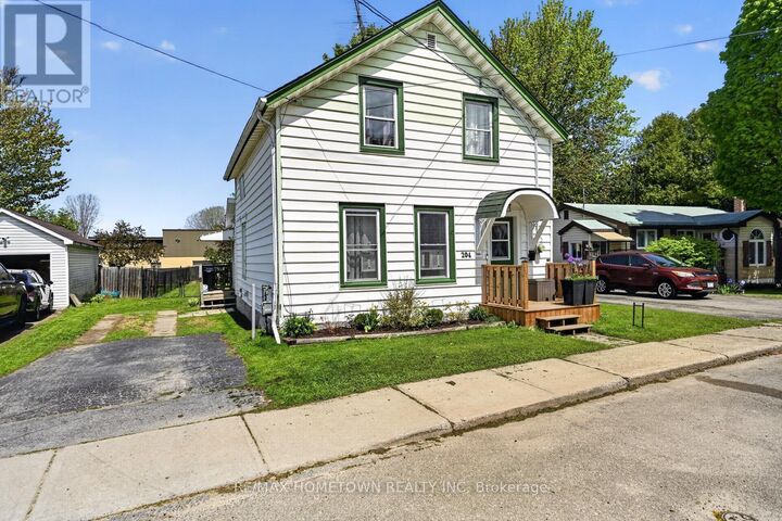 204 Wood Street East — photo 1