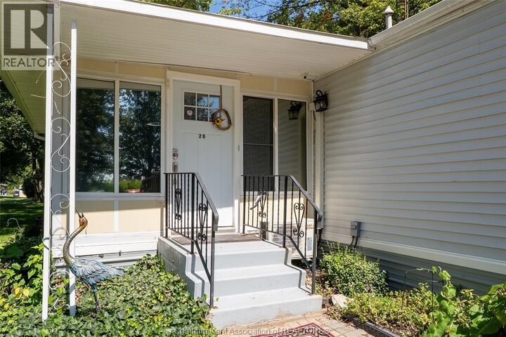 Property Photo:  29338 Jane Road 20  ON N0P 2X0 