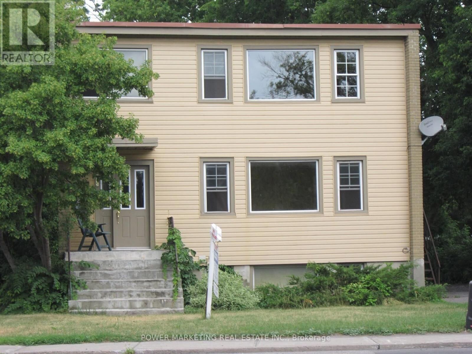 Property Photo:  885 Maitland Avenue  ON K2A 2S4 