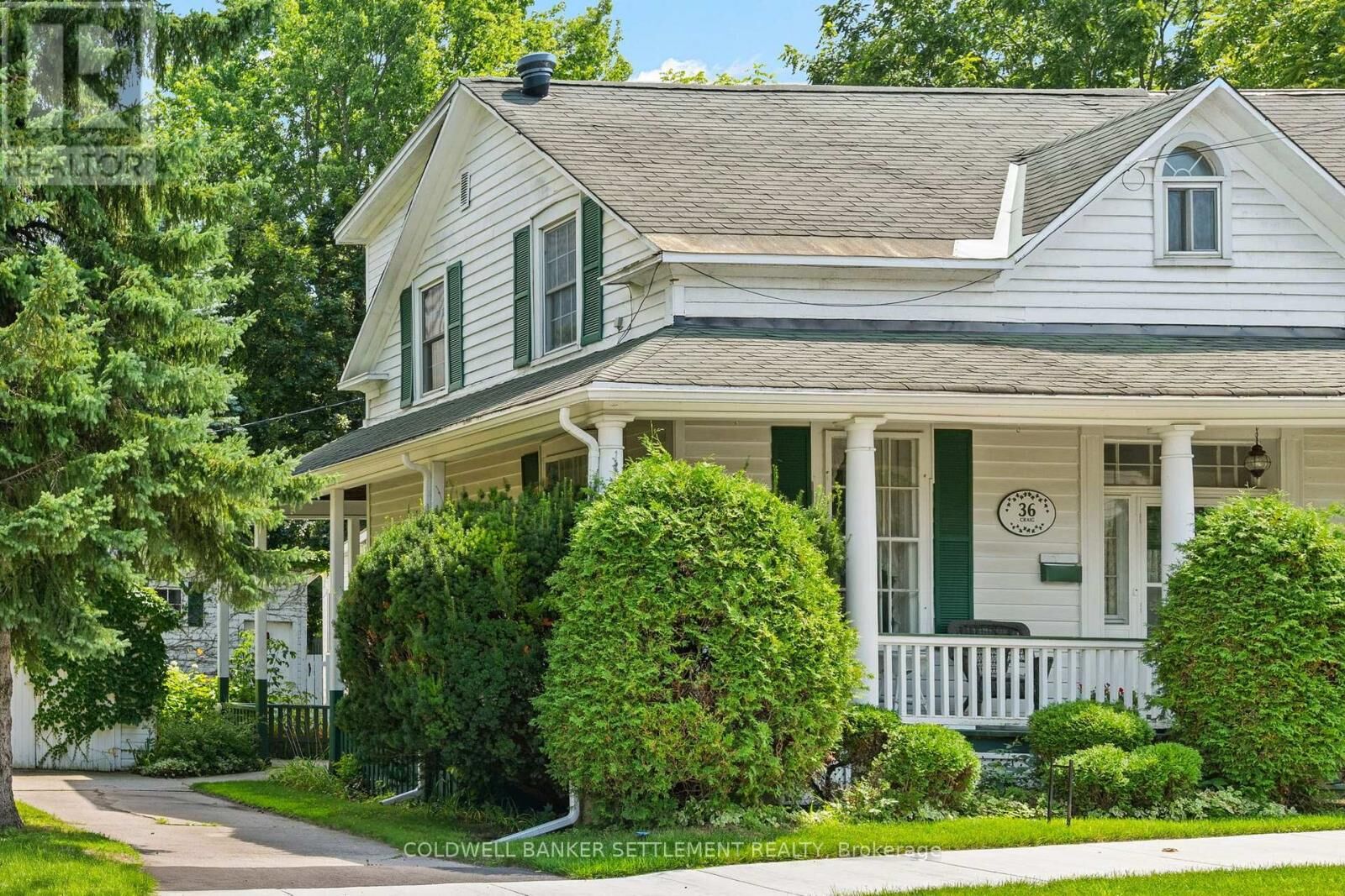 Property Photo: 36 Craig Street ON K7H 1Y2