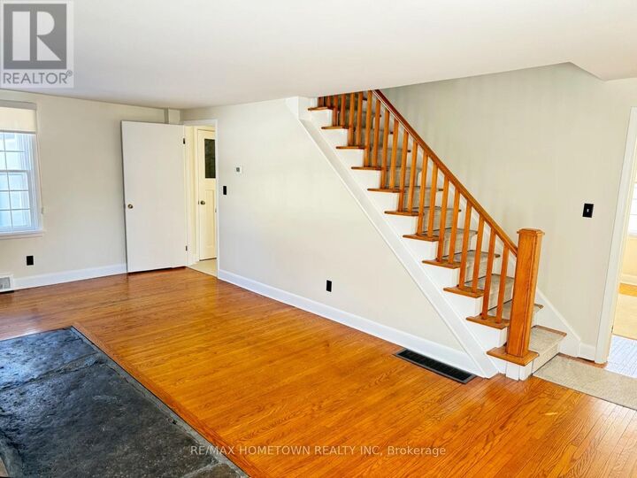 Property Photo: 11 Church Street ON K0E 1P0