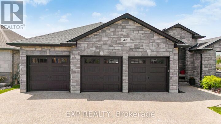 Property Photo:  401 Rodriguez Drive  ON N7W 0B1 