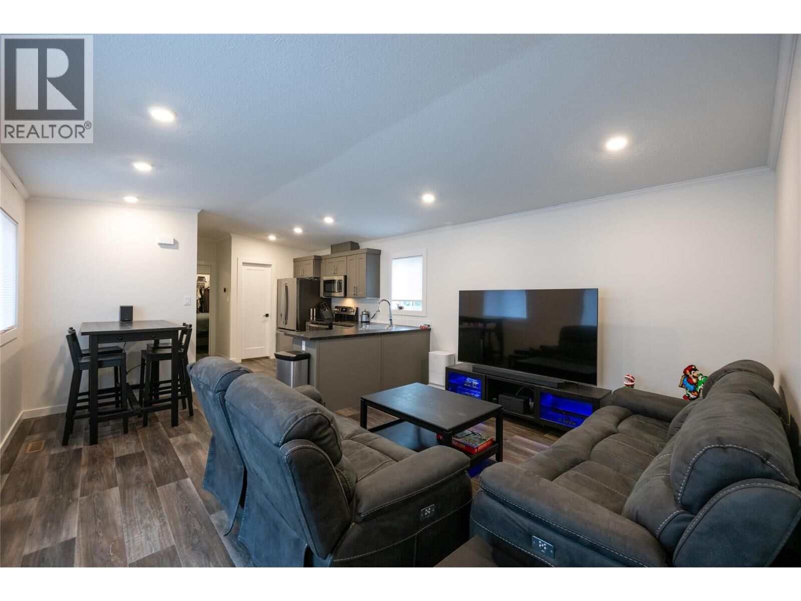 Property Photo: 2401 Ord Road 77 BC V2B 7V8