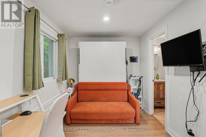 Property Photo:  95 Templeton Street  ON K1N 6X4 
