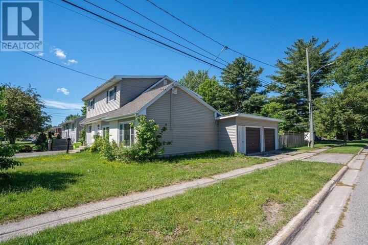 Photo de la propriété:  67 Hugill St  ON P6A 4E6 
