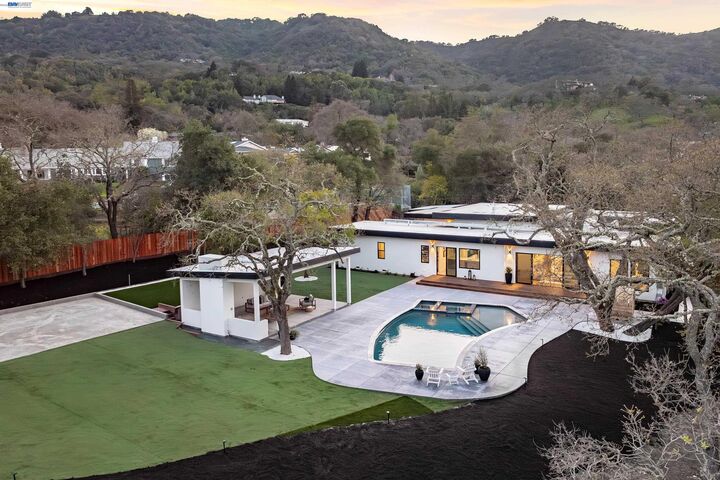 Property Photo: 428 Marian Lane CA 94526
