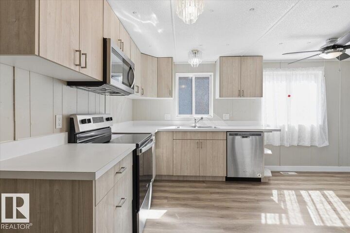 Property Photo: 5108 44ave AB T0C 0V0
