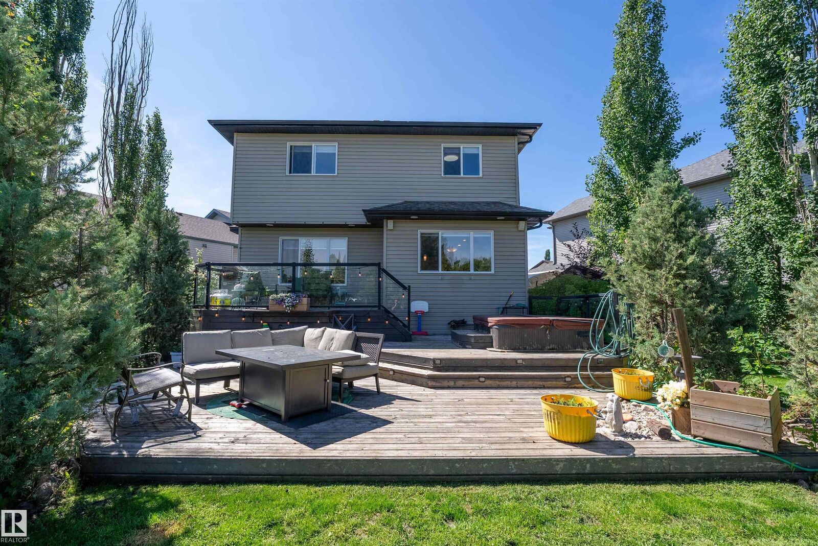 Property Photo:  12 Henderson Bay  AB T7X 0C5 