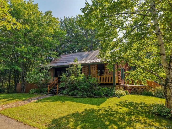 Photo de la propriété: 2112 Hanwell Road NB E3C 1M8