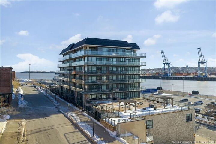 243 Prince William Street 120 — photo 1