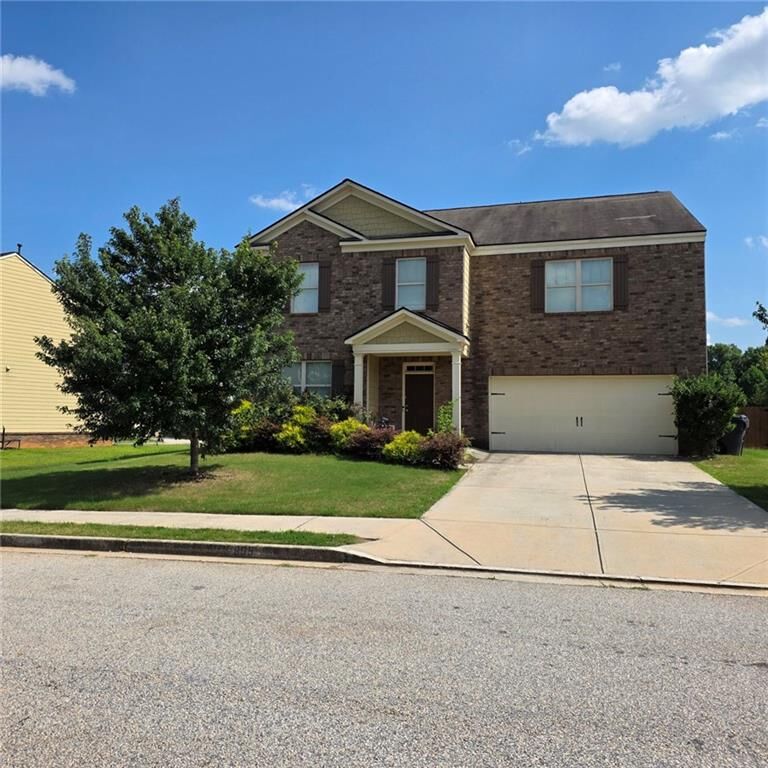 Property Photo: 605 Sturbridge Court GA 30253