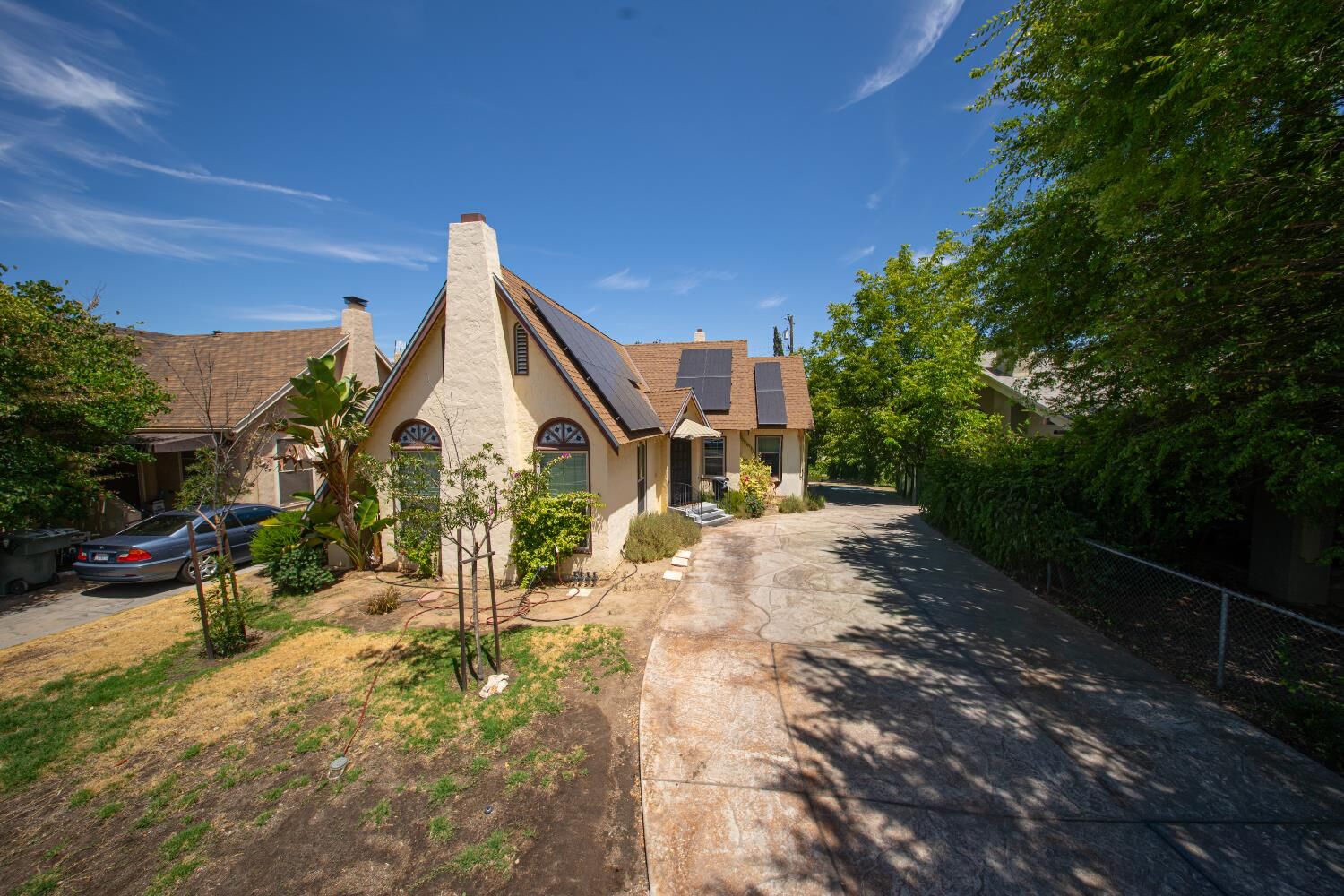 Property Photo:  1370 N Van Ness Avenue  CA 93728 