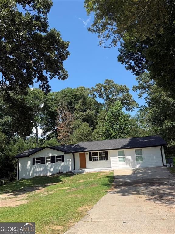 Property Photo:  3420 Nina Court  GA 30135 