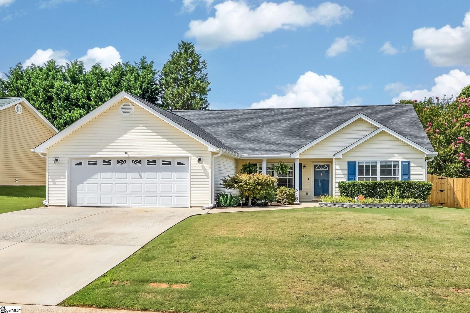Property Photo:  409 Longspur Court  SC 29334 