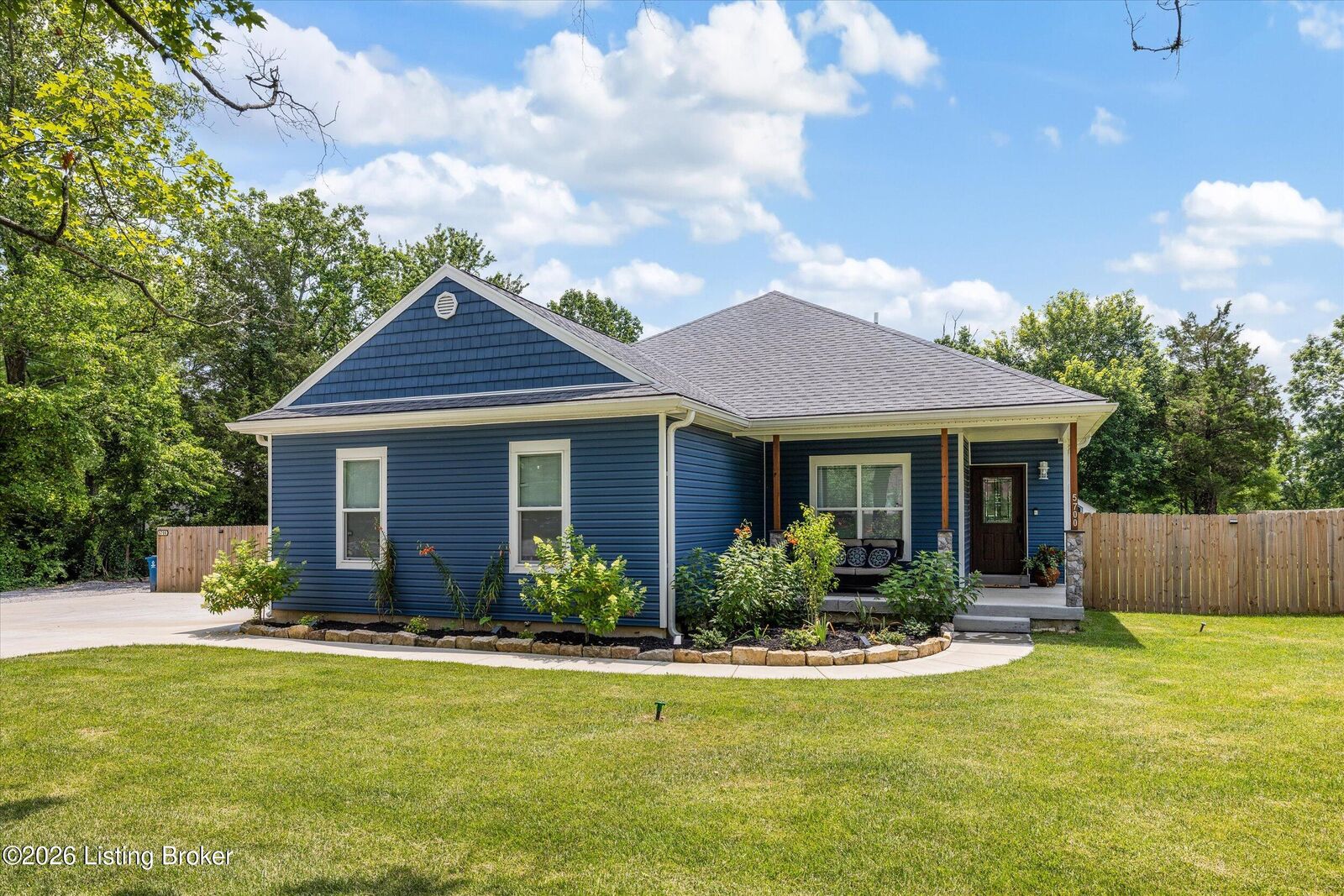 Property Photo: 5700 Old Floydsburg Rd KY 40014