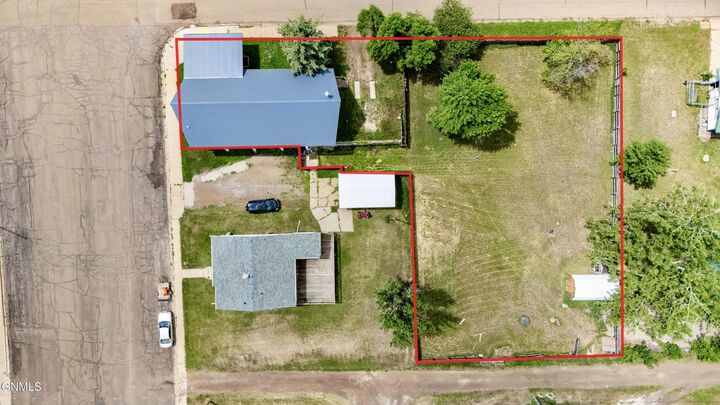 Property Photo: 112 Pacific Avenue ND 58646