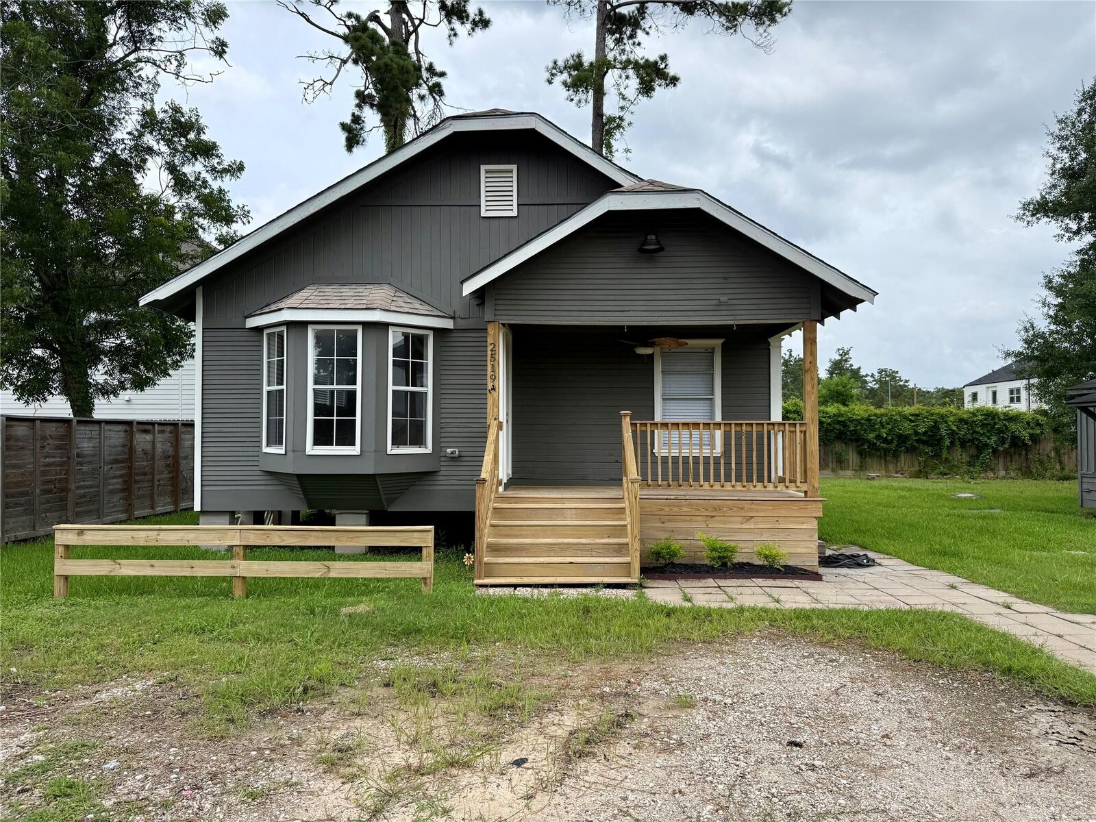 Property Photo: 2519 Paul Quinn Street TX 77091