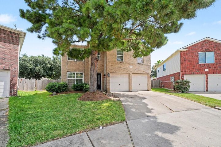 Property Photo: 19130 Edens Dawn Drive TX 77375