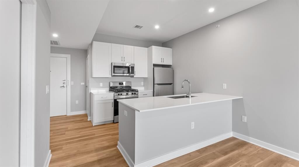 Property Photo: 475 Communipaw Ave 207 NJ 07304