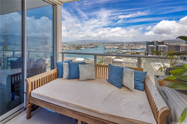 Property Photo:  555 South Street 3508  HI 96813 