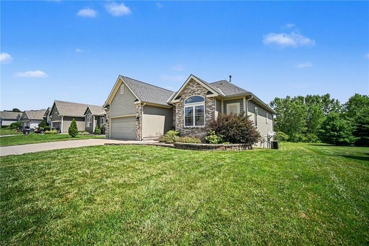 Property Photo: 9223 N Jarboe Street MO 64155