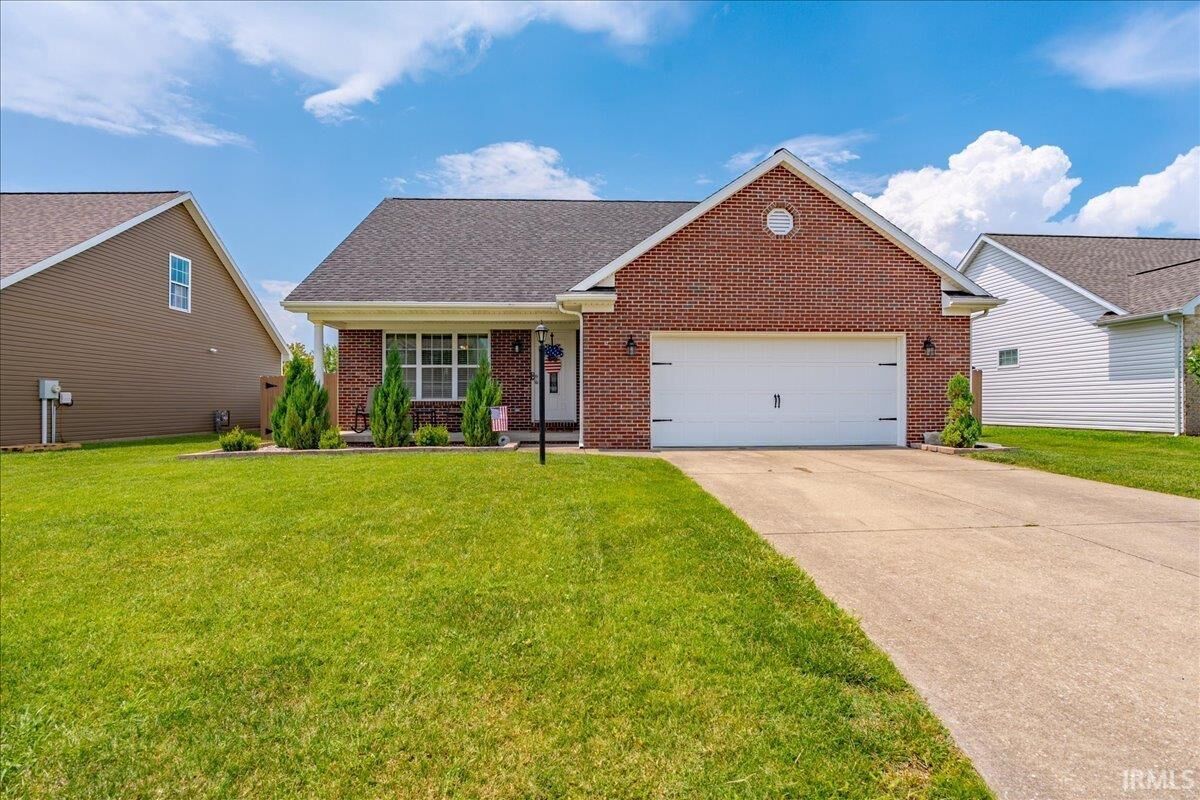 Property Photo:  1869 Sandal Way  IN 47630 