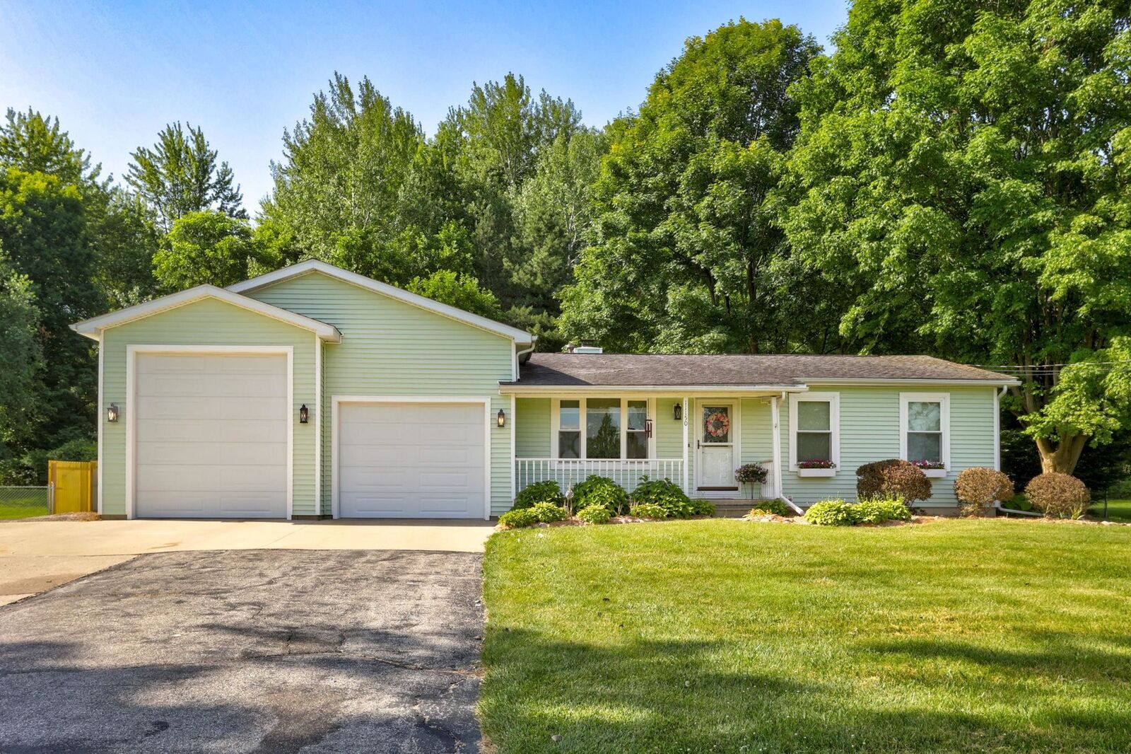 Property Photo:  11150 Lange Road  MI 48415 