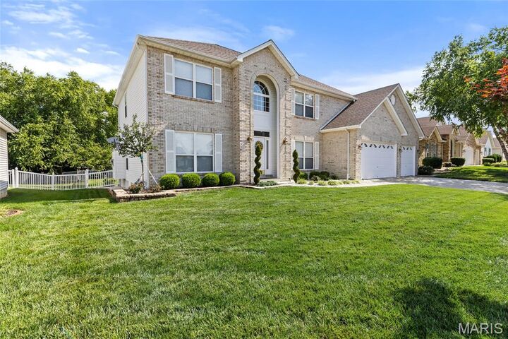 Property Photo:  440 Parkshire Place Drive  MO 63368 