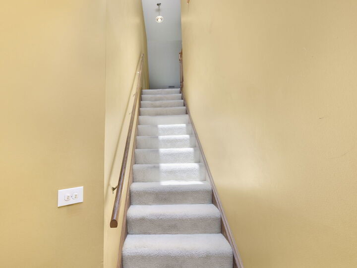 Property Photo:  26 Tyler Court B  IL 60107 