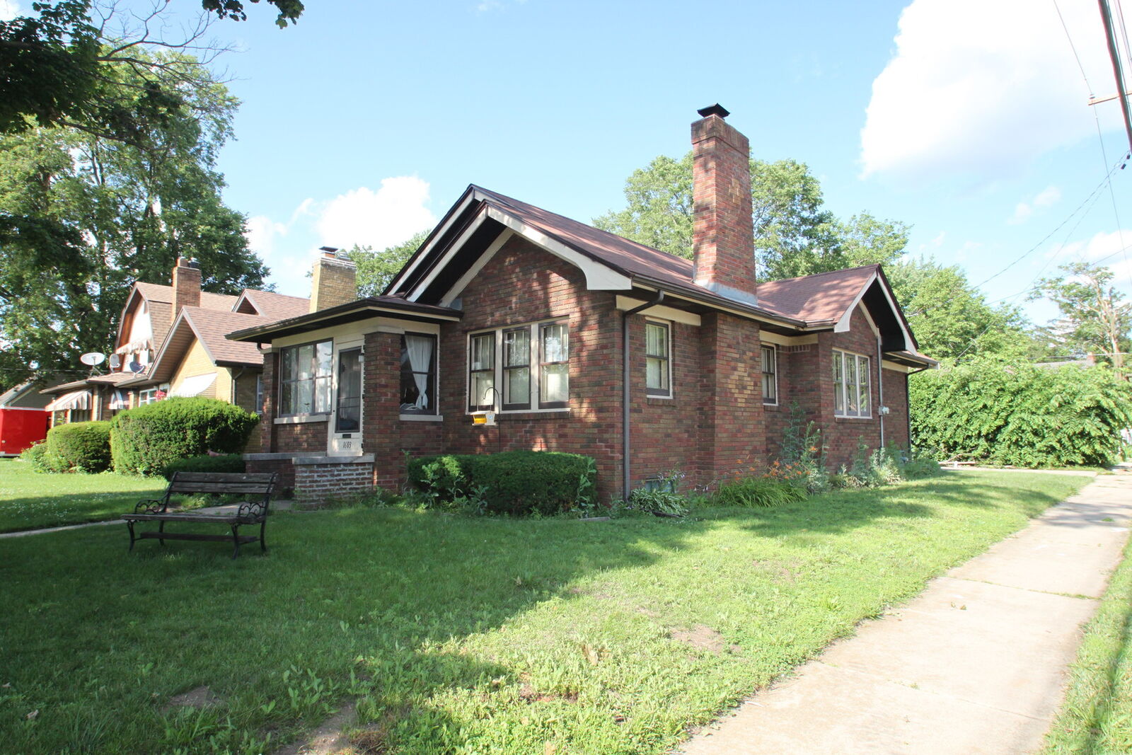 Property Photo: 1603 N Winnebago Street IL 61103