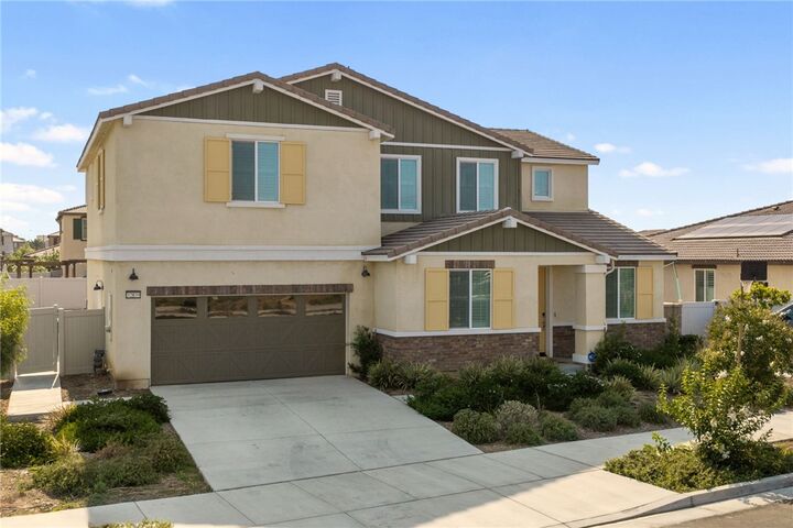 Property Photo:  32839 Waylon Court  CA 92584 