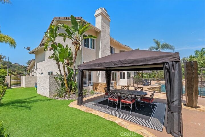 Property Photo: 22241 Dardenne CA 91302