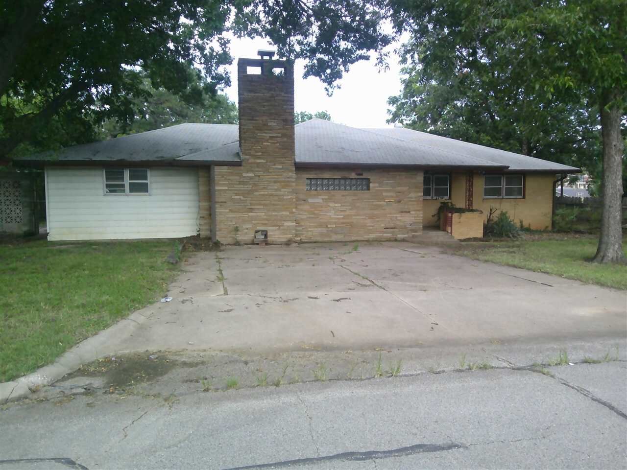 Property Photo: 2101 Joe OK 74604