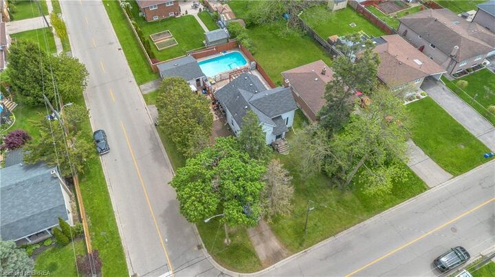 Property Photo:  35 James Avenue  ON N3S 6Y2 