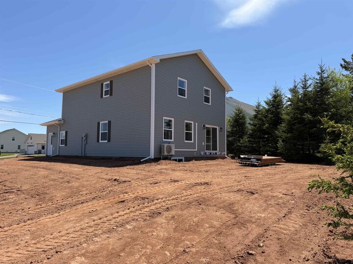 Property Photo: 43 Acadian Avenue PE C1N 6H5