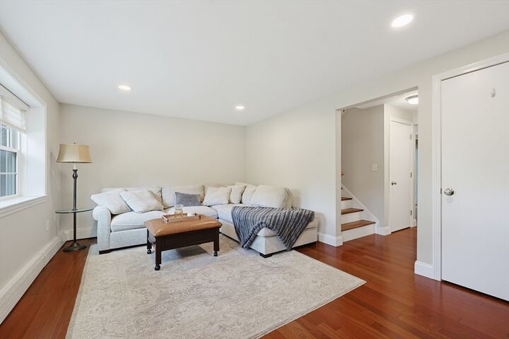 Property Photo:  6 Christopher Dr 1  MA 02334 