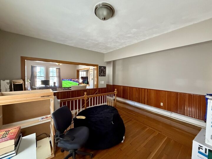 Property Photo:  101 Farragut Rd 1R  MA 02127 