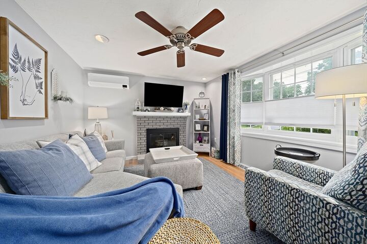 Property Photo:  184 Beaver St 184  MA 02038 