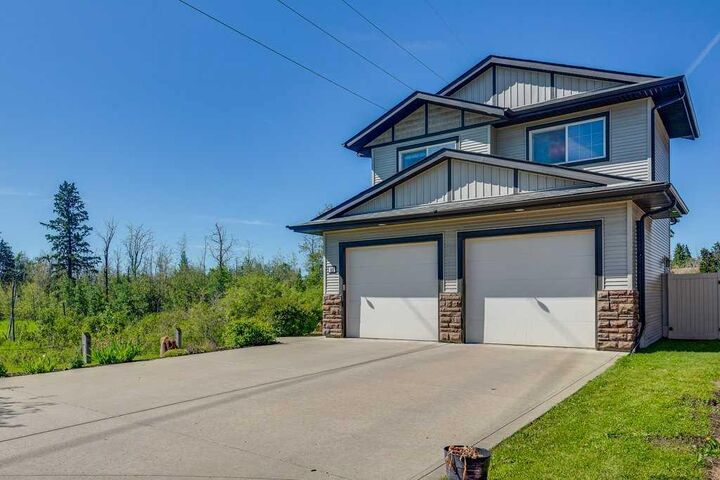 Property Photo:  84 Windermere Close  AB T4N 2J8 